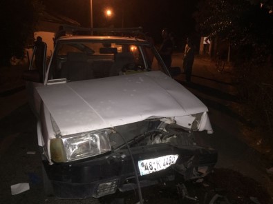 Ortaca'da Trafik Kazası; 2 Yaralı