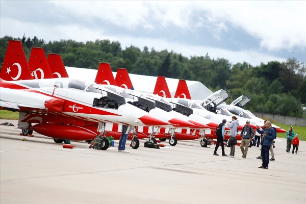 Türk Yıldızları ilk kez Rusya'da