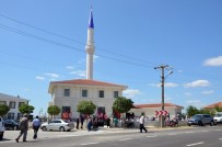 Hayrabolu'da Hacı İbrahim Gür Camii İbadete Açıldı