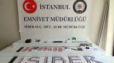 İstanbul'da Kredi Kartı Dolandırıcılarına Operasyon