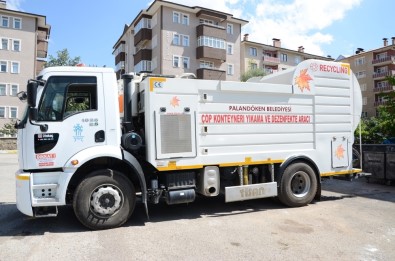 Palandöken Belediyesi, Çöp Konteyneri Yıkama Ve Dezenfekte Aracını Hizmete Soktu