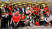 OLİMPİYAT ADAYI - Şampiyon Güreşçiler İstanbul'a Geldi