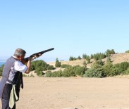 ŞERIF YıLMAZ - Atış Poligonunda İlk Atışı Vali Yaptı