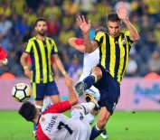 Fenerbahçe'de Van Persie Ve Alper Potuk Şoku