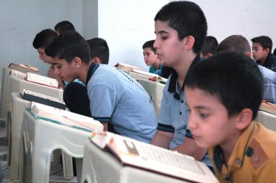 (Özel) Hafız Fabrikası Gibi Kur'an Kursu