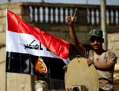 Telafer'in yüzde yetmişi geri alındı! Irak bayrağı asıldı
