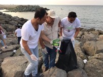 Trabzon Sahilinde Bayram Temizliği