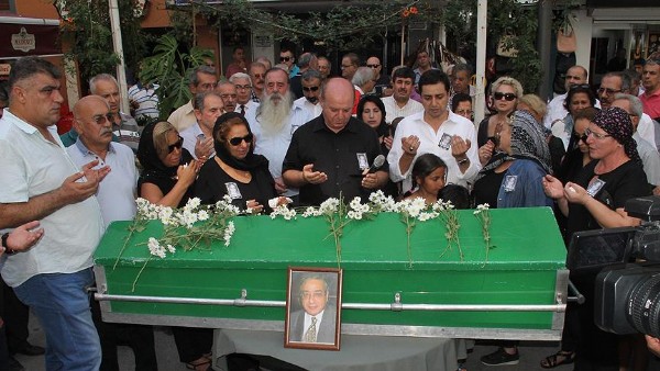 Eski TRT spikeri Mertcan'ın cenazesi toprağa verildi