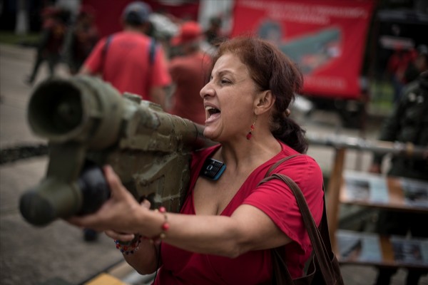 Venezuela askeri tatbikat başlattı