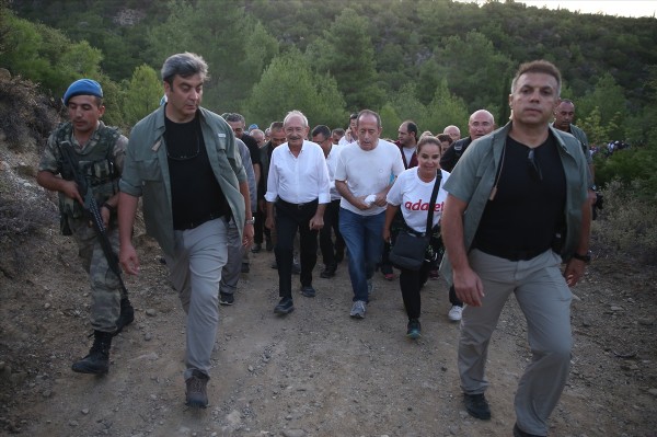 Kılıçdaroğlu, 57. Alay'a Saygı Yürüyüşü'ne katıldı