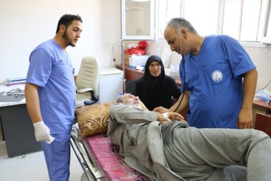 Cerablus'ta Sağlık Bakanlığının Sahra Hastanesi Suriyelilere Şifa Oluyor