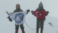 Türk Dağcılar İsviçre'nin Zirvesine Tırmandı