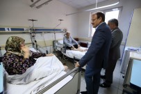 Başbakan Yardımcısı Hakan Çavuşoğlu'ndan Hastalara Geçmiş Olsun Ziyareti