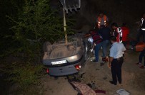 Çorum'da Hafif Ticari Araç İle Otomobil Çarpıştı Açıklaması 3 Ölü, 4 Yaralı