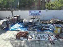 KAYNAK MAKİNESİ - Jandarma'dan İş Yeri Hırsızlarına Suçüstü