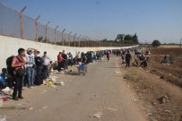 ÖNCÜPINAR - Kurban Bayramı'nı Geçirmek İçin 40 Bin Suriyeli Ülkesine Gitti