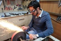 BIÇAKÇILIK - Yozgat'ta Bıçaklar Kurbana Hazırlanıyor