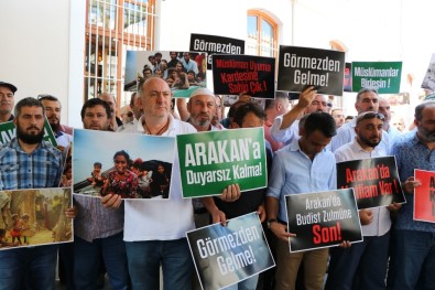 Arakan'daki Müslüman Katliamı Sakarya'da Protesto Edildi