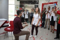 BEYIN FıRTıNASı - Hastane Anonsuyla Evlenme Teklifi