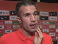 ROBİN VAN PERSİE - Robin Van Persie'den transfer açıklaması!