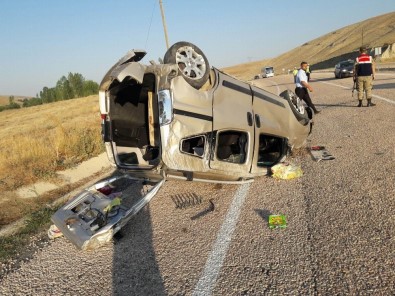 Sivas'ta Trafik Kazası Açıklaması 1 Ölü, 5 Yaralı