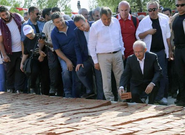 CHP'liler 'Kılıçdaroğlu' yazamadı