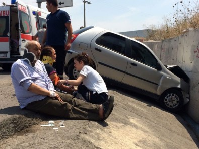 Turgutlu'da Trafik Kazası Açıklaması 4 Yaralı