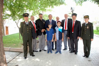 Gürün'de 30 Ağustos Zafer Bayramı Kutlandı