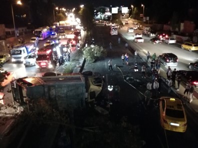 Şişli'de Çöp Kamyonu İle Midibüs Çarpıştı Açıklaması 2 Yaralı