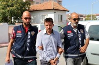 SİLAHLI SOYGUN - Kendisini aldattığını iddia ettiği eşini öldürdü, kızını yaraladı