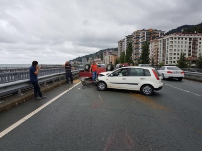 Çayeli'nde Trafik Kazası Açıklaması 2 Yaralı