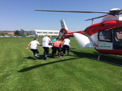 Kalp Krizi Geçiren Yaşlı Kadının Yardımına Ambulans Helikopter Yetişti
