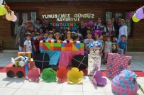 DEFİLE - Minikler Dondurma Şenliğinde Buluştu