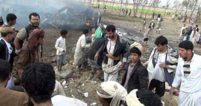 Suudi Arabistan'dan Yemen'e 'Cuma Bombası'