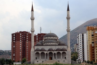 Talas Belediyesi Mevlana Camii'nin Çevresini Düzenleyecek