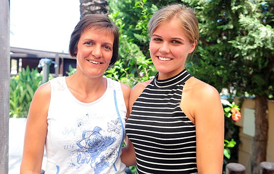 Alman turistler Kemer'den vazgeçmiyor