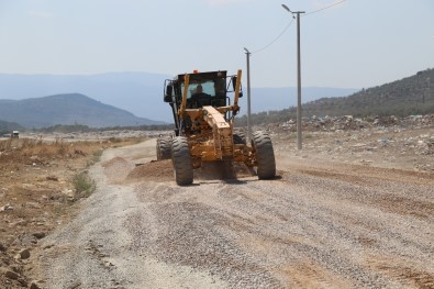 Dere Seddesindeki Yola Sathi Kaplama Yapılıyor