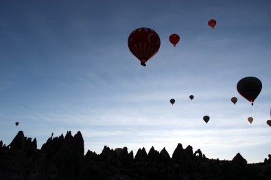 150 Bin Turist Kapadokya'yı Gökyüzünden İzledi