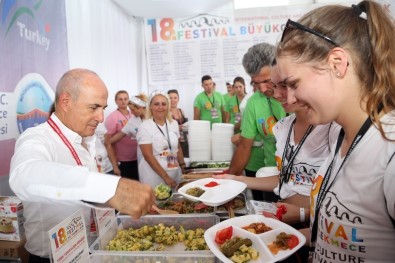 Türk Yemekleri Bu Festivalde Dünyaya Tanıtıldı