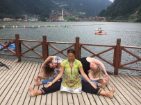 İHSAN AYRANCI - Uzungöl'de Yogayı Tanıttılar