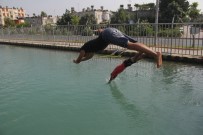 Adana'da Nem Bunaltıyor