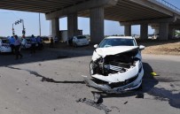 HASAN KAHRAMAN - Antalya'da Trafik Kazası Açıklaması 1 Yaralı