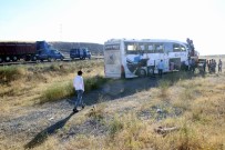 İki İlde Otobüs Kazası Açıklaması 55 Yaralı