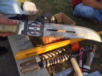 DÖNER BIÇAĞI - Savaşa gider gibi hazırlanmışlar