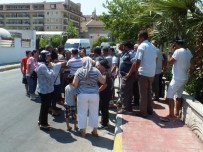 Antalya'da Otel Çalışanlarının Maaş Eylemi