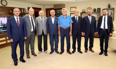Başkan Karaosmaoğlu İl  Başkanlarını Ağırladı