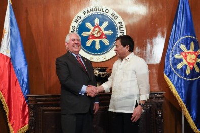 Filipinler Devlet Başkanı Duterte Açıklaması 'İnsan Hakları Mı Canı Cehenneme'
