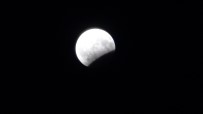 AY TUTULMASI - Mardin'de Ay Tutulması İlgiyle İzlendi