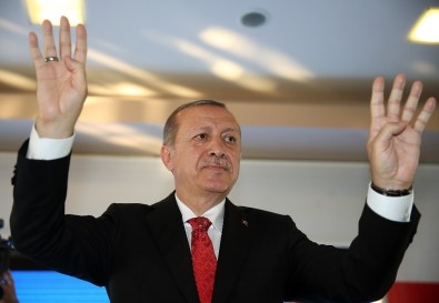 Cumhurbaşkanı Erdoğan Giresun'da Partililere Yoklama Yaptı