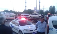 KAFKAS ÜNİVERSİTESİ - Kars'ta Trafik Kazası Açıklaması 15 Yaralı